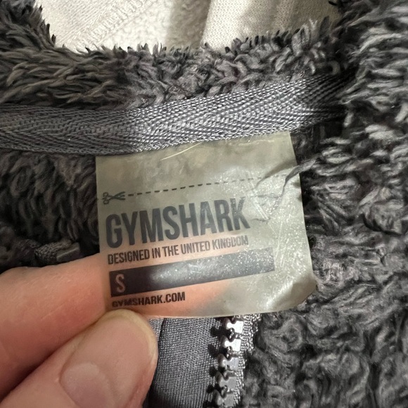 Gymshark Cozy Drawstring Zip Up Fuzzy Hoodie (Cropped) - Picture 13 of 13